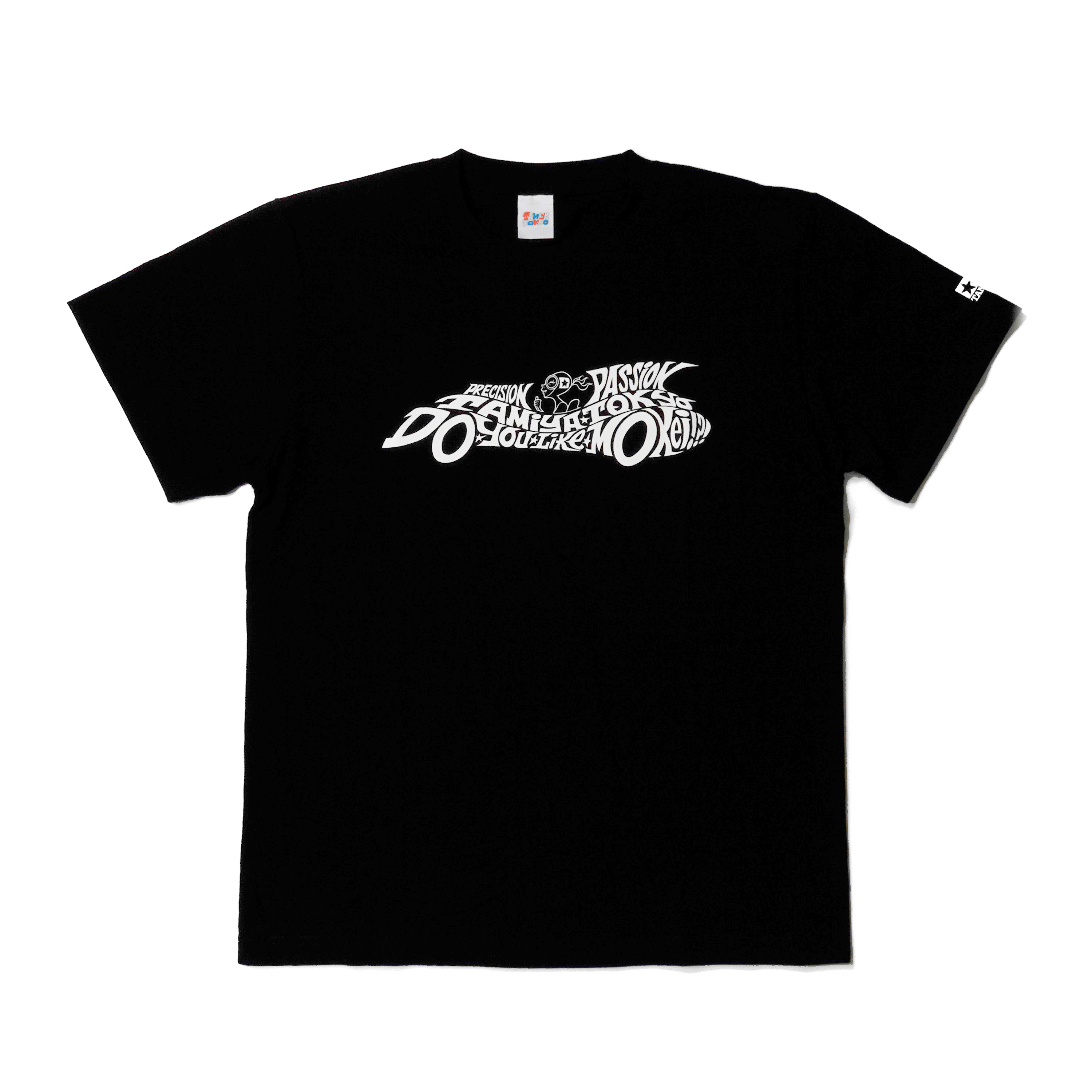 女性ドライバーのイラストレーションが、白単色で胸元にプリントされた限定Tシャツ